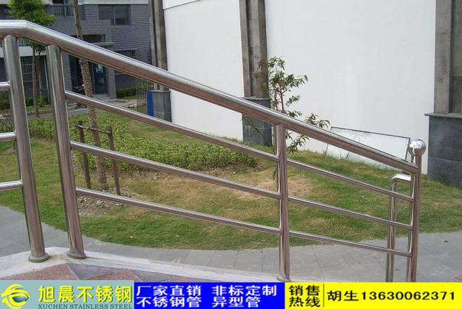 浙江304不锈钢方管楼梯护栏多少钱