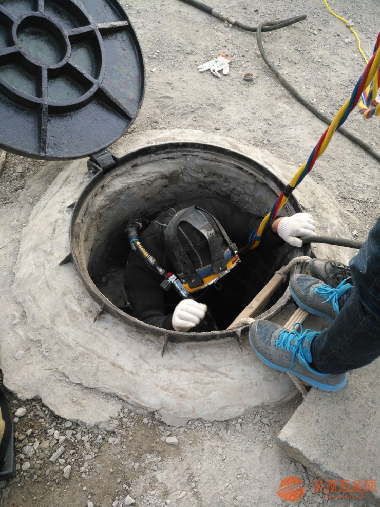 宜春蛙人水下维修拆除需要多少钱、潜水员施工队