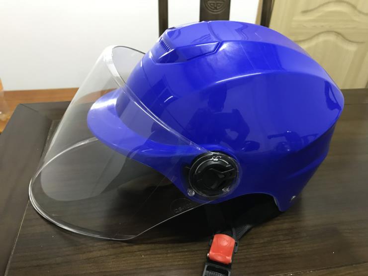 头盔厂家直销一手货源电动车头盔夏日头盔